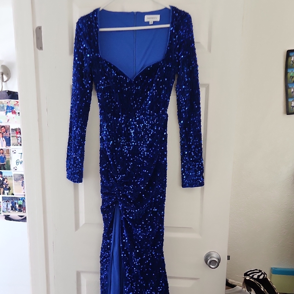 Dazzling Long Sleeve Blue Sequin Dress